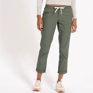 Vuori Sage/Olive Green Vintage Ripstop Pants